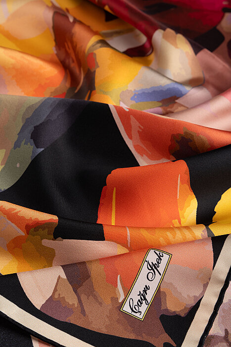 Black Opal Pattern Twill Silk Square Scarf - 2