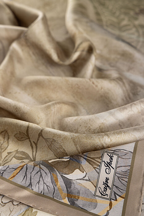 Gold Vintage Peony Desen Tivil İpek Eşarp (2)